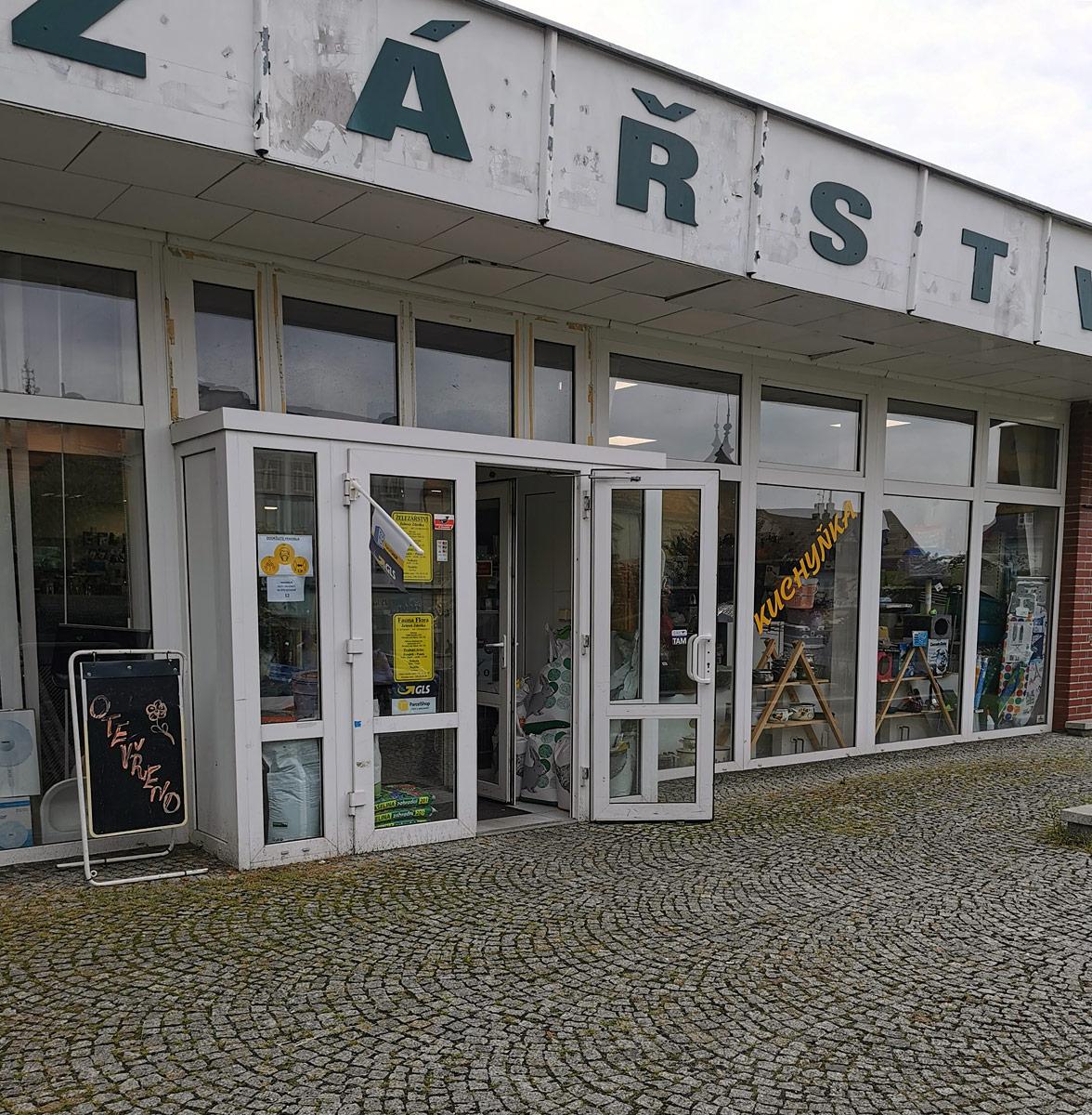 Železářství a chovatelské potřeby