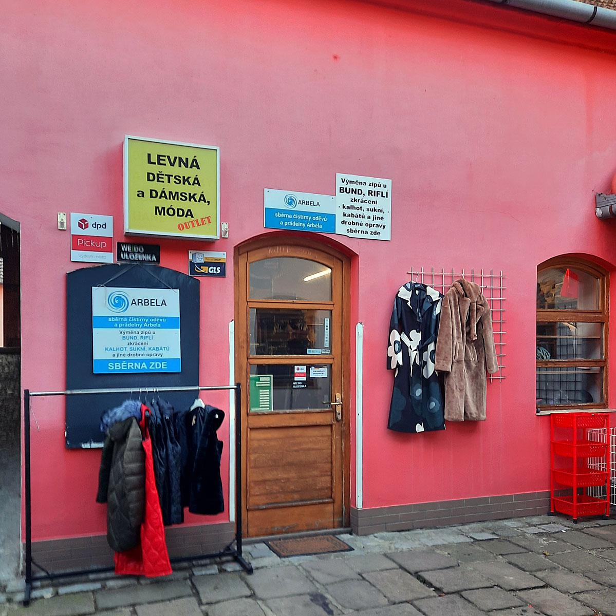 Levná móda a čistírna