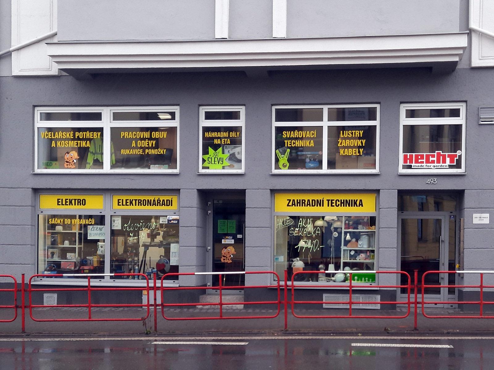 Stroje a nářadí Gachová